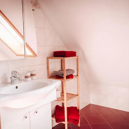 Falkenblick Og Im Fh Falkenhoehe