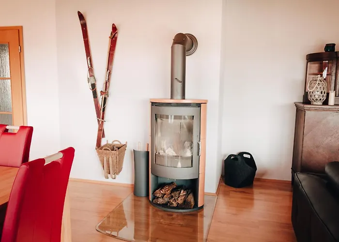 Falkenblick Og Im Fh Falkenhoehe *